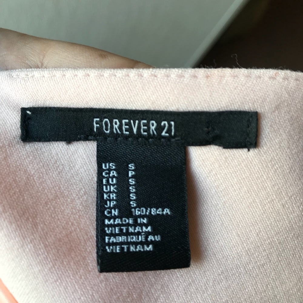 Forever 21 top - Picture 4 of 5